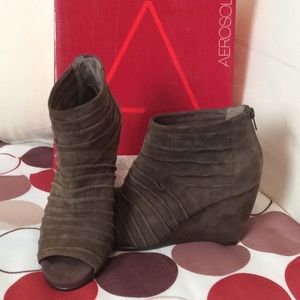 Brown Suede Peep Toe Booties by Aerosoles size 8.5